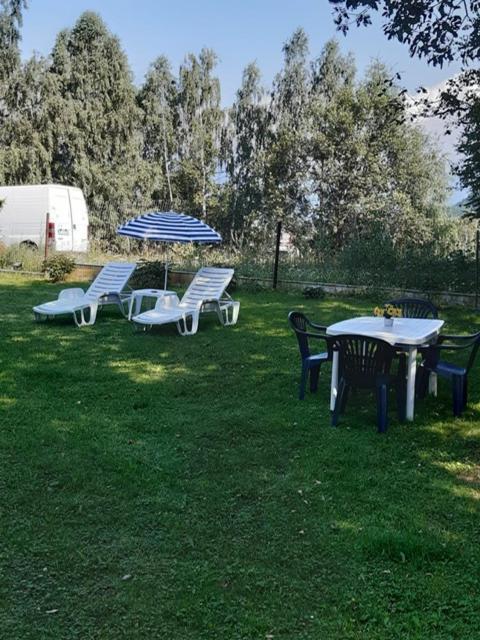 Casa Albastra Hotel Drumu Carului Екстериор снимка